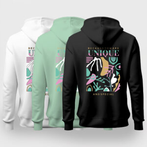 Tattoo Schrift Damen Hoodie von Redbird Tattoo Mode Hoodies , in den Farben Schwarz, Mint und Weiß, mit einem einzigartigen grafischen Design auf der Rückseite. Das Motiv kombiniert farbenfrohe, abstrakte Formen